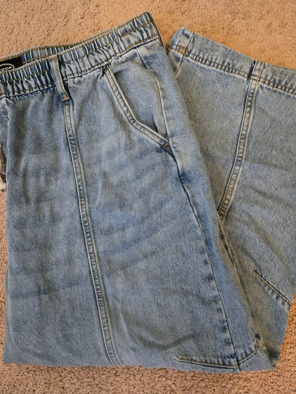 Barrel Jeans - Picture 1 of 3